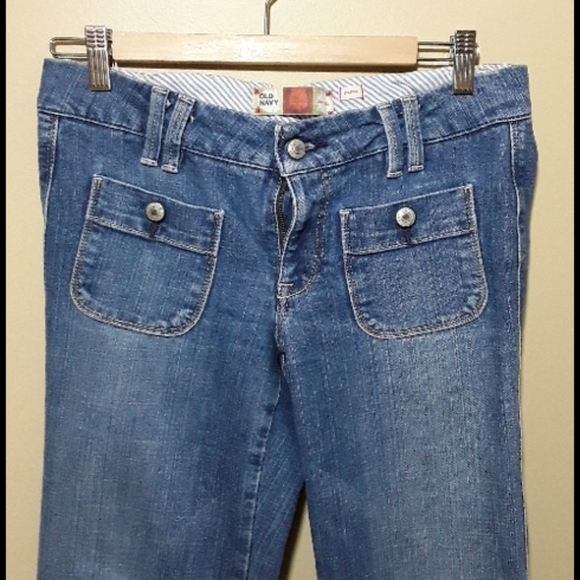 Old Navy low waist stretch bootcut jeans - Picture 2 of 9